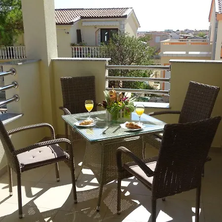 Apartment Paola