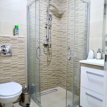 Apartment Paola Vir